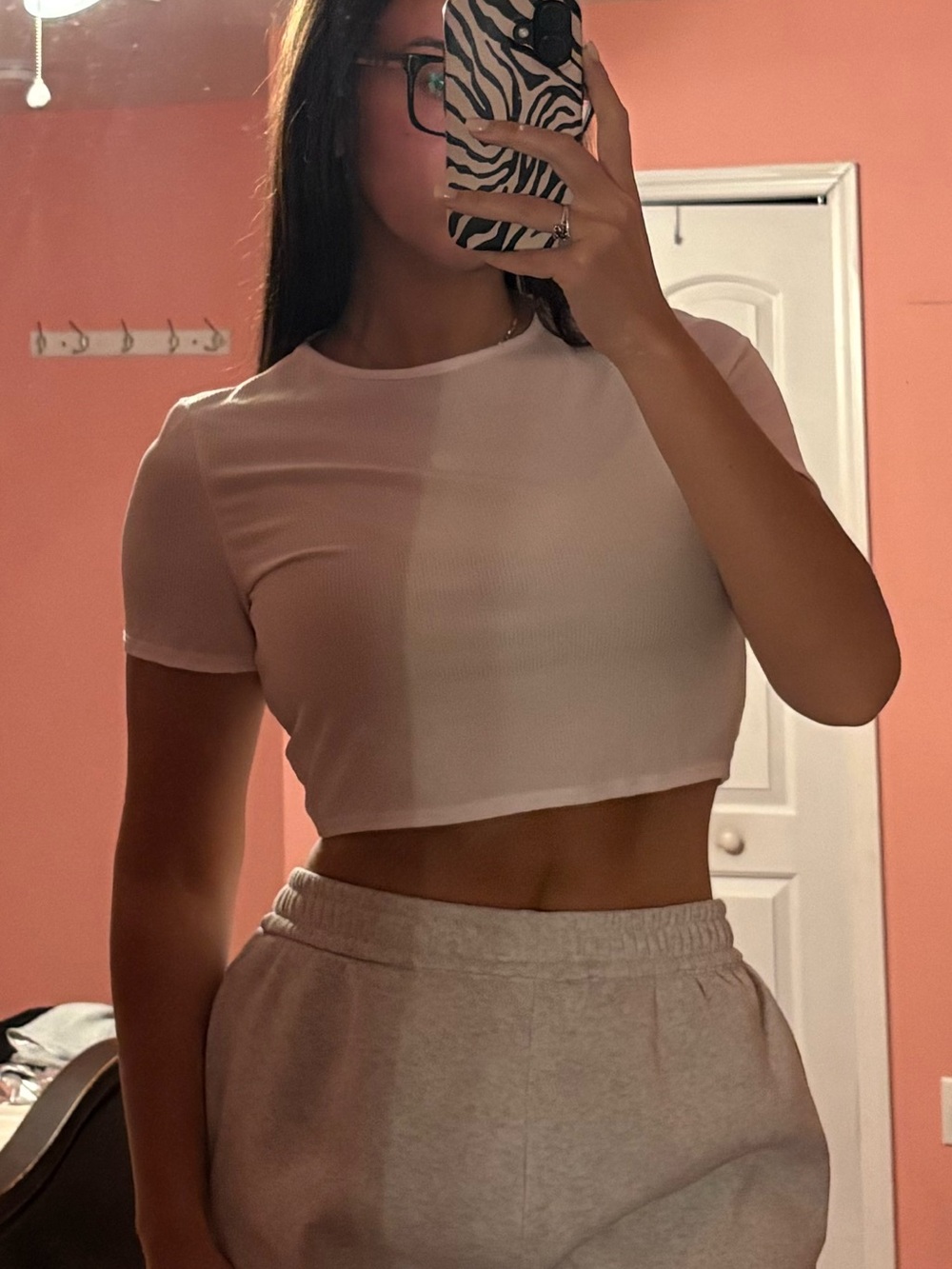 PrettyLittleThing White Ribbed Crop Tee